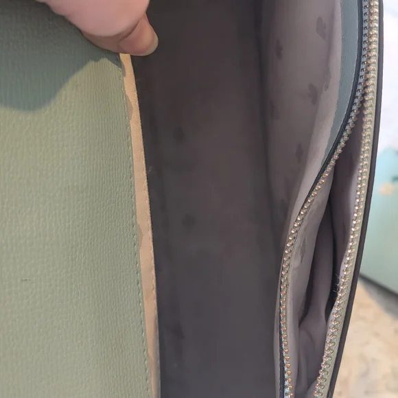 Blue Daisy Kate Spade Purse With Matching Card Holder - Picture 8 of 11